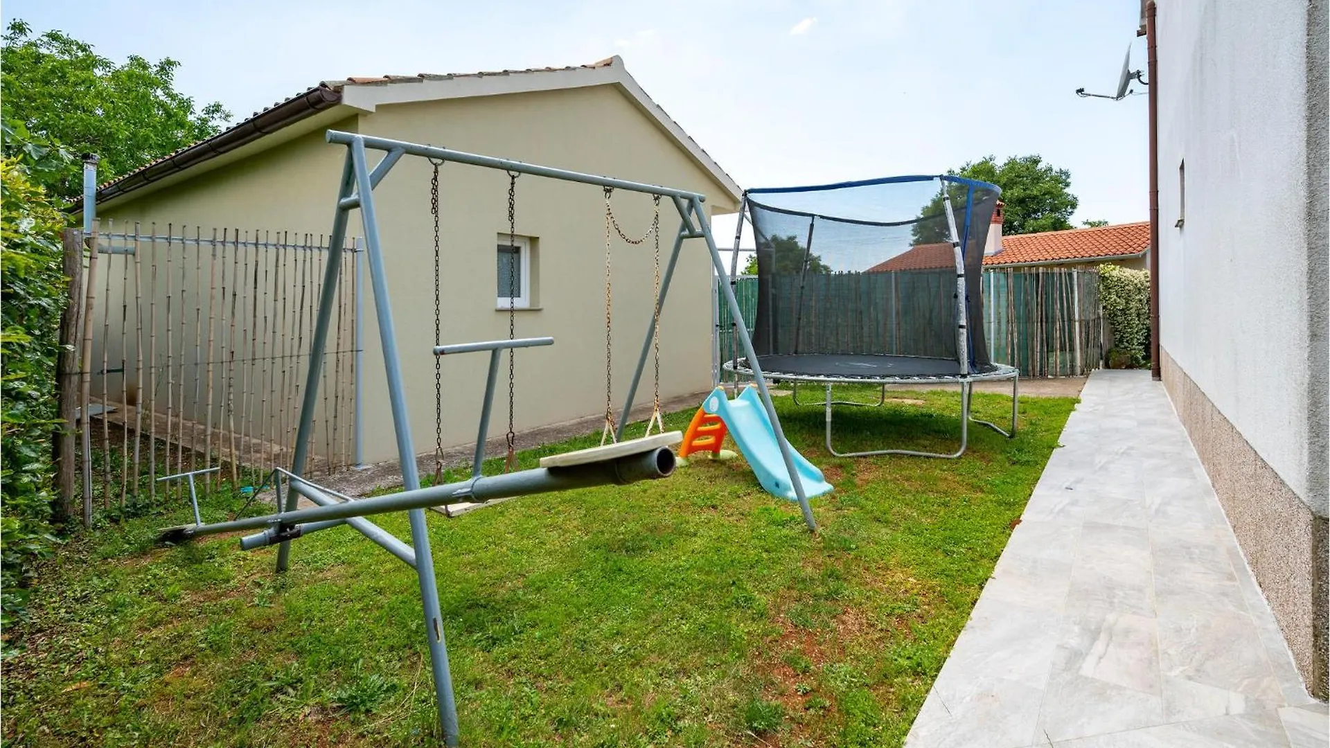 Amazing Home In Barban With Outdoor Swimming Pool